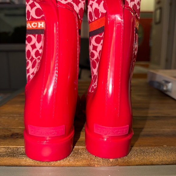 Coach Red Patent Rubber Chelsea Rain Boots with Pink Logo Panel - Picture 5 of 6